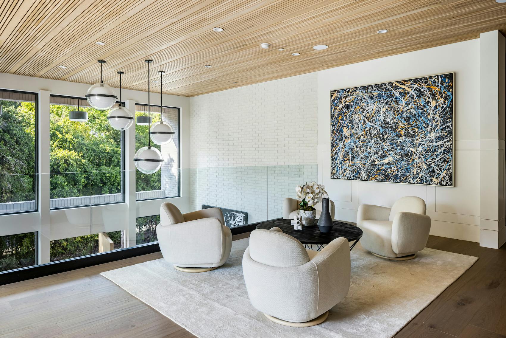 Meridith-Baer-Home-Home-Staging-Southern-California-Woodvale-Estate-Luxury-Homes-Modern-and-Contemporary-Sitting-Area